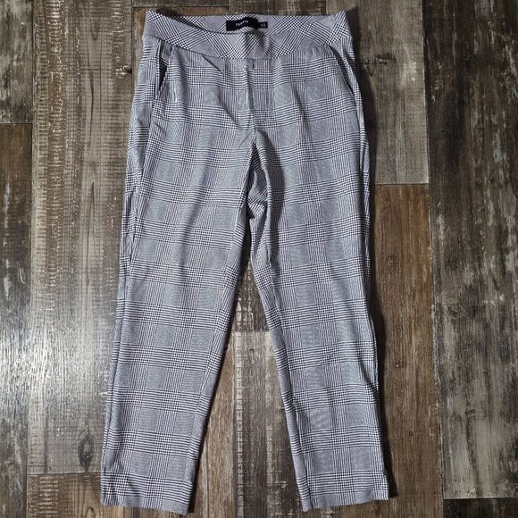 torrid Pants - Torrid Plus Size Pixie Luxe Ponte Skinny Pant Black/White Houndstooth Plaid 0R